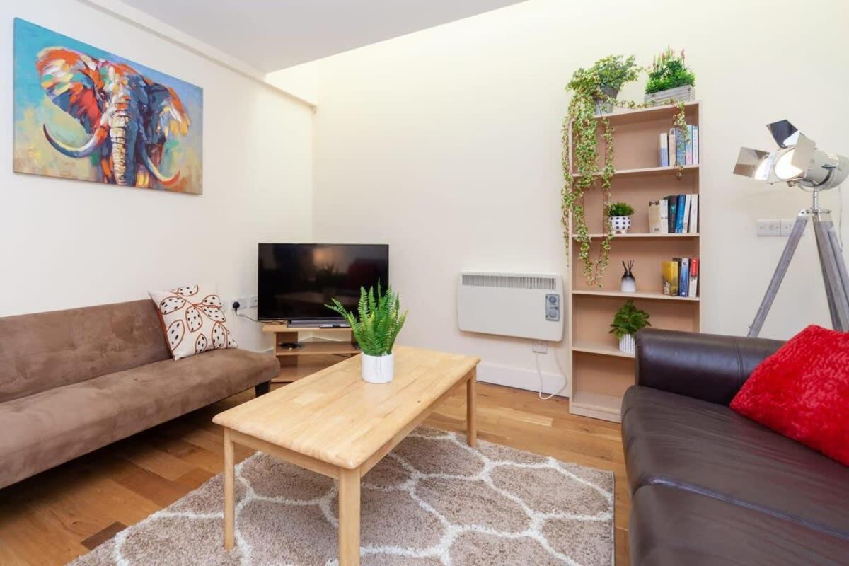 Characterful 2 Bedroom Apartment In Brixton Londra Exterior foto