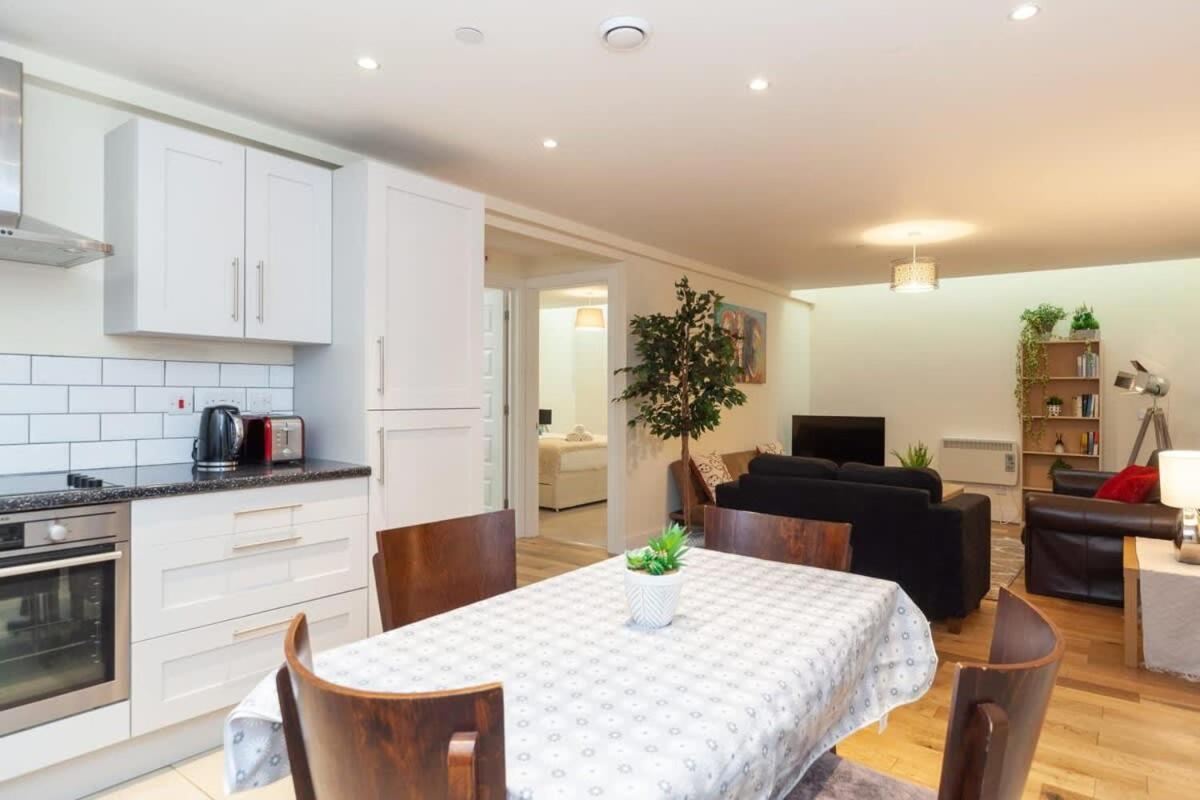 Characterful 2 Bedroom Apartment In Brixton Londra Exterior foto